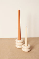 Cargar imagen en el visor de la galería, Set de candelabros Donas
